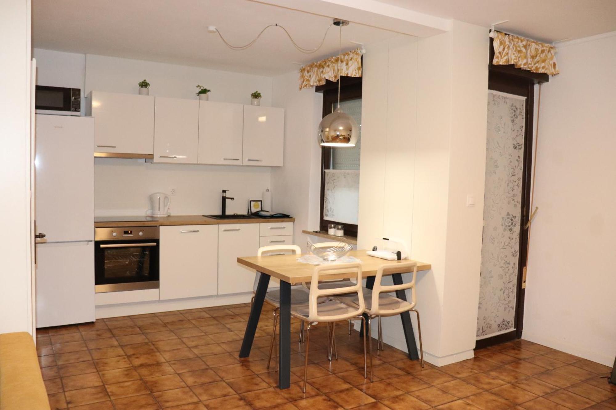 Appartement Zvezdica*** With Garden *