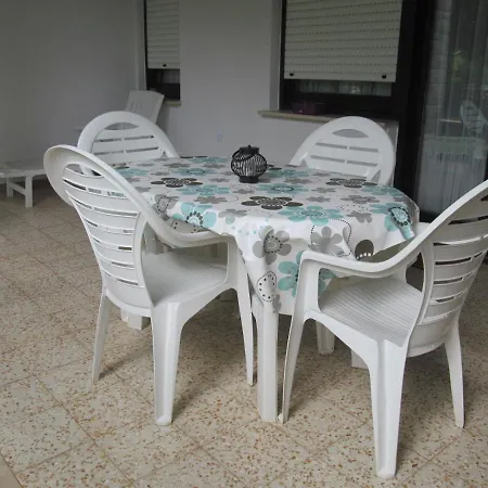 Apartments Zvezdica*** With Garden Zambratija (Istria) Exterior photo