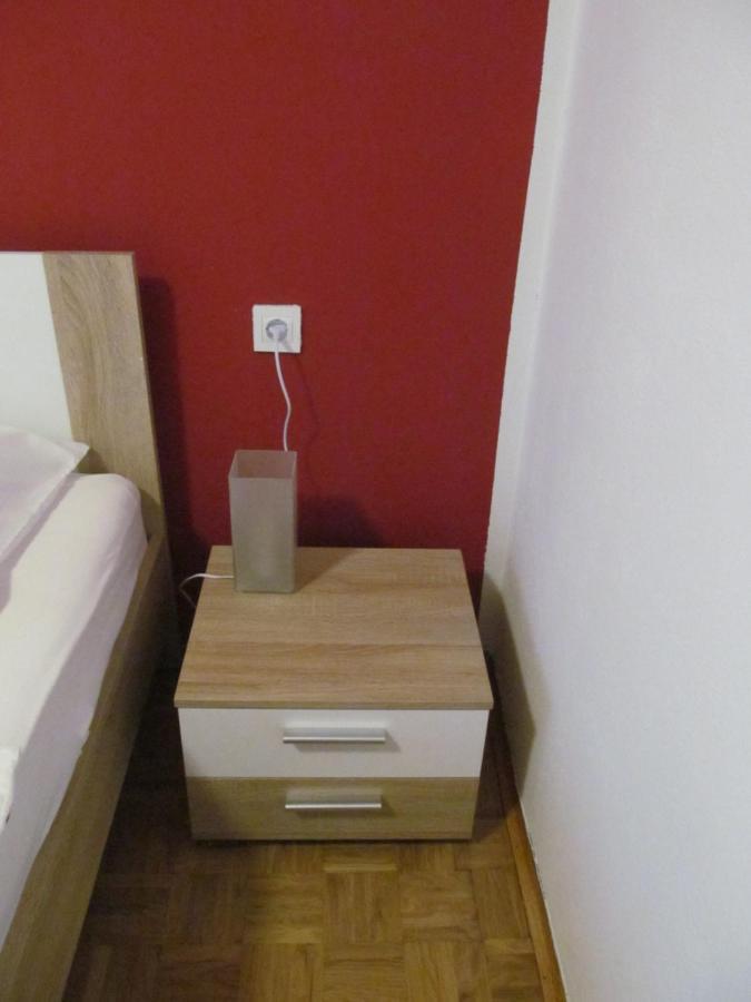 Zvezdica*** With Garden Apartment