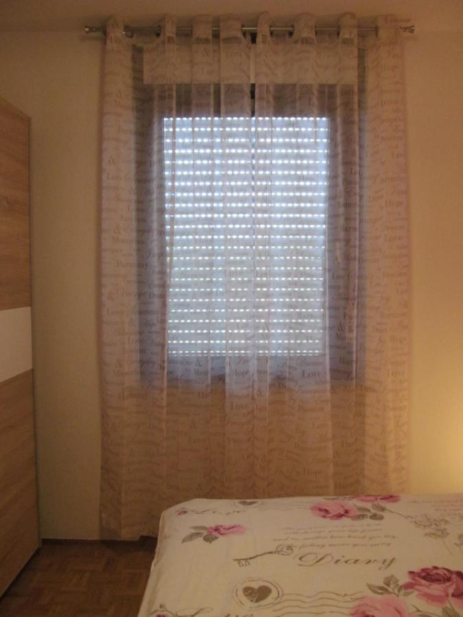 Zvezdica*** With Garden Apartment *